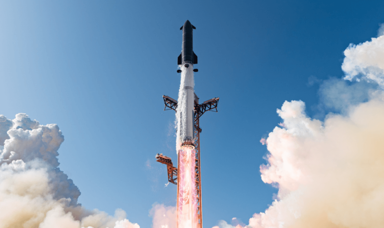 SPCX 股价在星舰第 13 次飞行成功后跌至历史新低：发生了什么？
